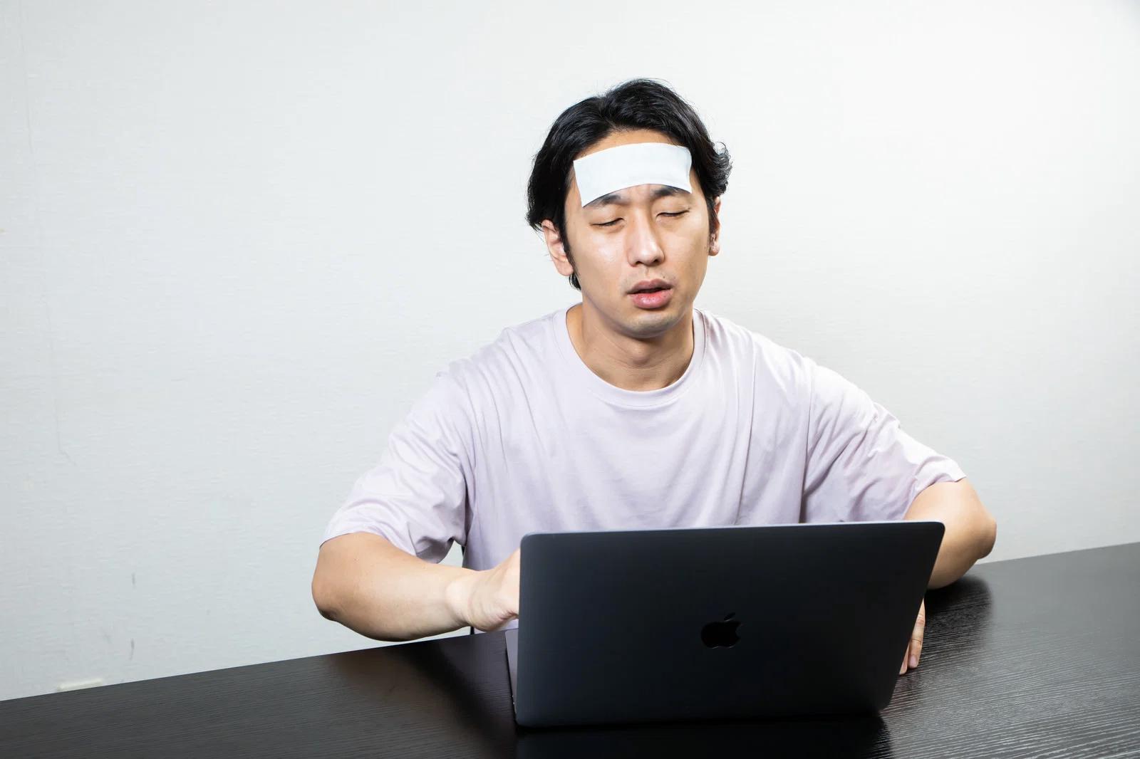耳掃除のやりすぎによるリスクと注意点を示すイメージ