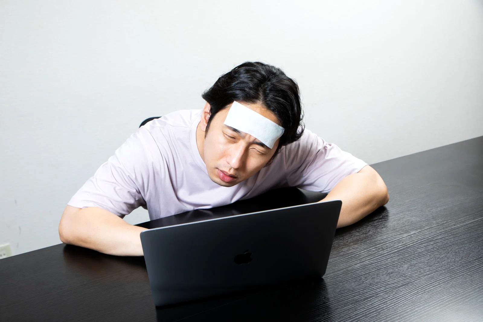 強い痛みやしびれが出た際に医療機関へ相談する重要性