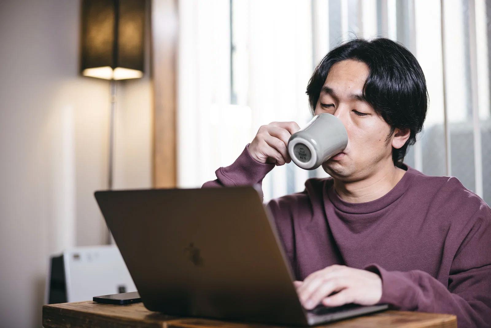 喫煙のきっかけとなるトリガーを分析するイメージ