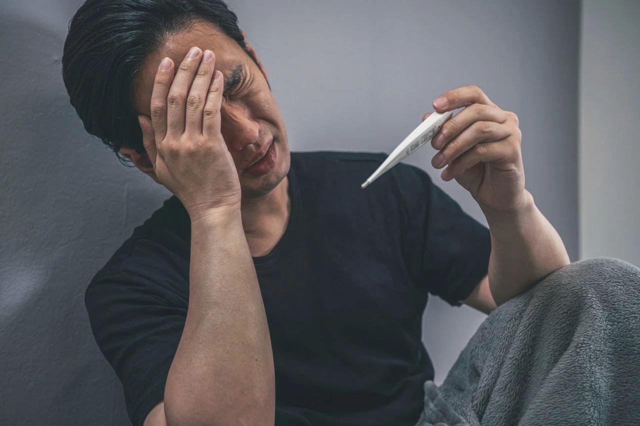 食後の眠気や腹部膨満など小麦が引き起こす不調の症状一覧