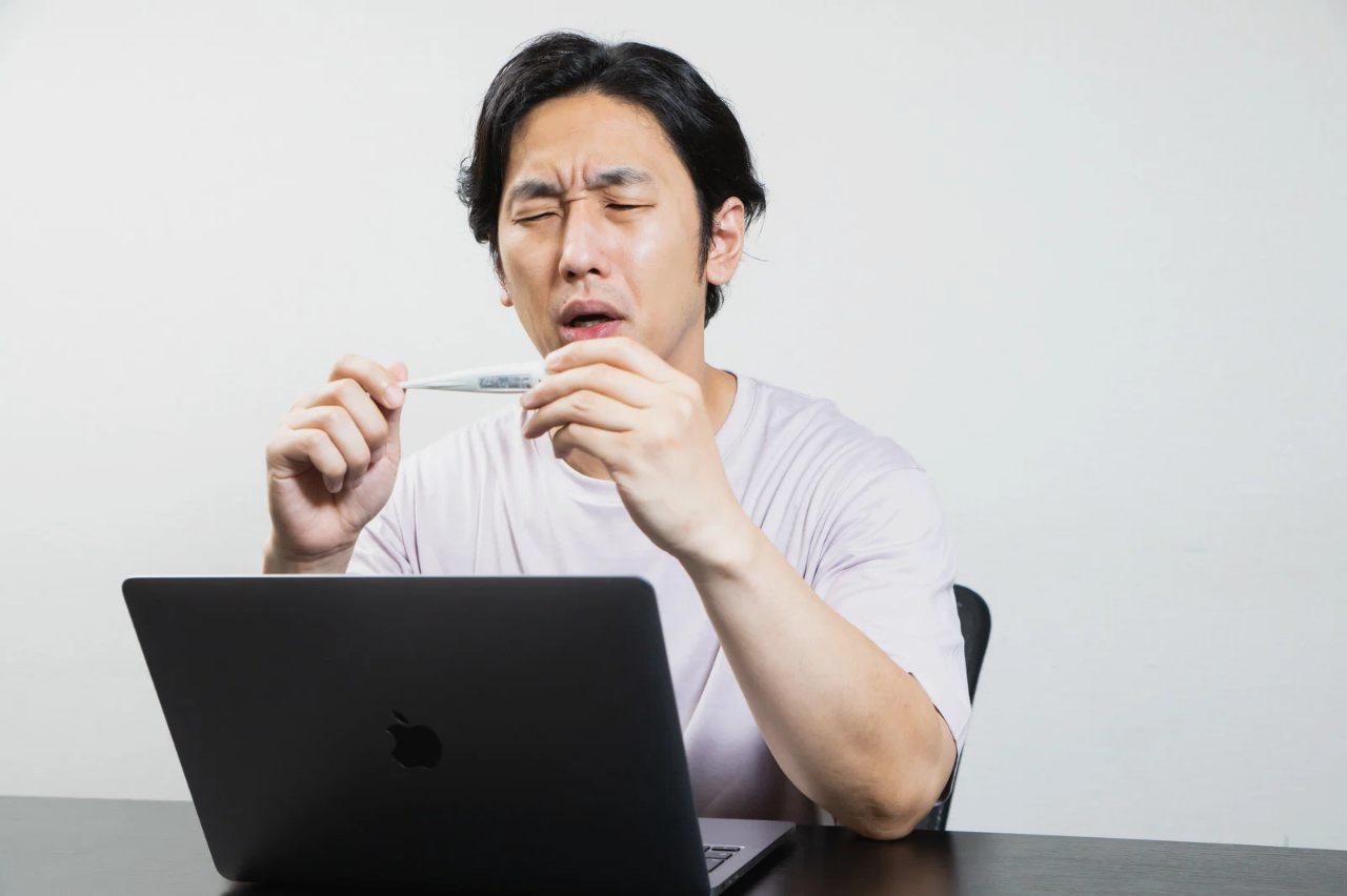 ストレスと膀胱の関係を学び改善を目指す男性
