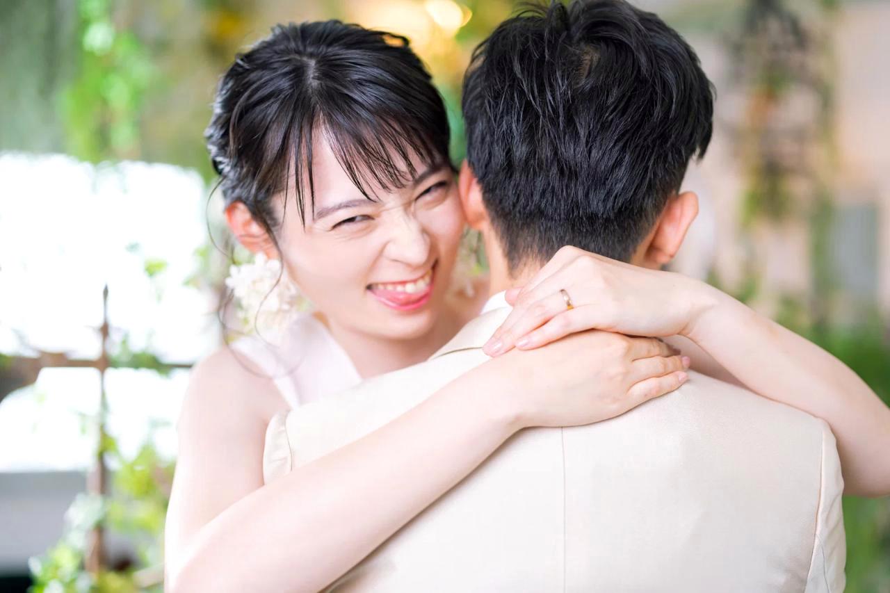 快適な毎日を笑顔で過ごす50代男性